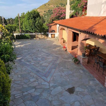 Stone Nest Andros Villa Livádhia Exterior foto